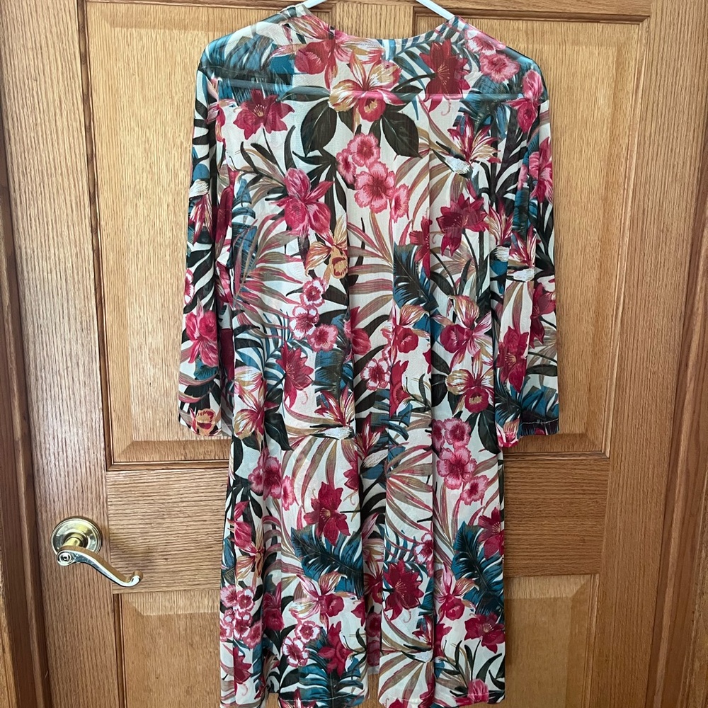 24Seven beautiful mesh sheer floral kimono cardigan